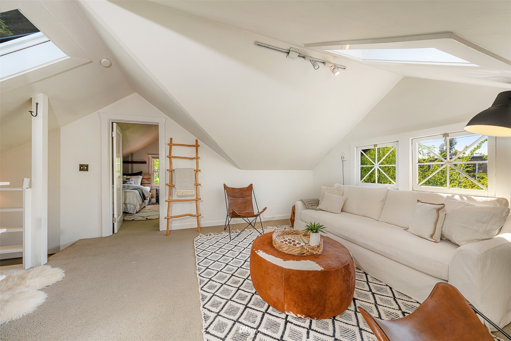 1902 North 46th Street Seattle, WA 98103 - Photo 19 of 35 Gallery Image 19