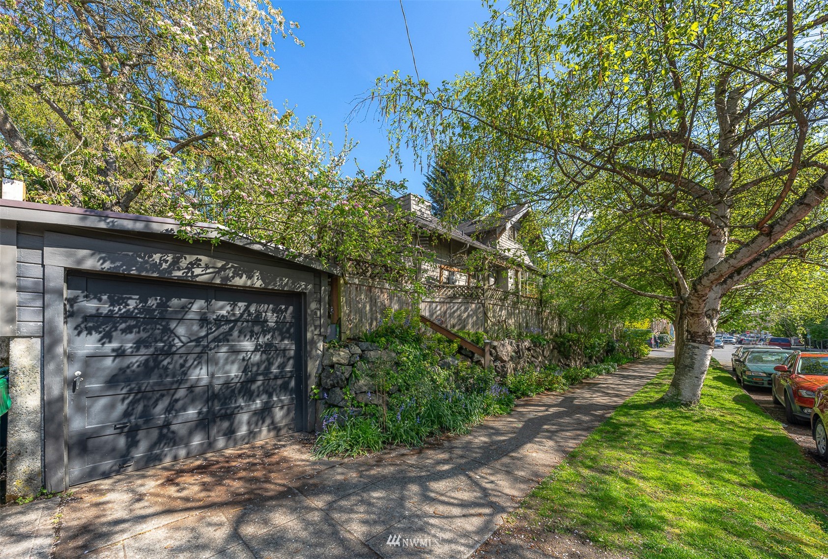 1902 North 46th Street Seattle, WA 98103 - Photo 31 of 35 Gallery Image 31