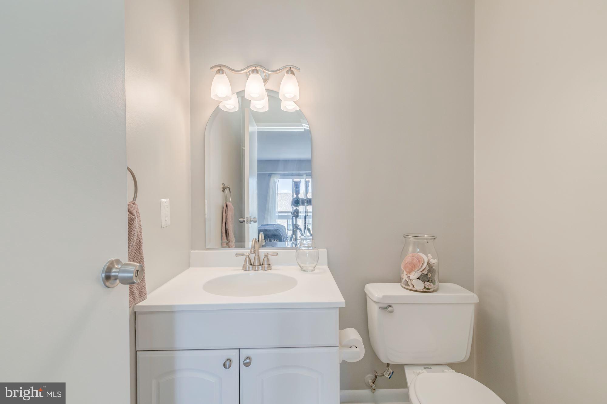 6153 Edsall Road, Unit J Alexandria, VA 22304 - Photo 11 of 17 Master Bathroom