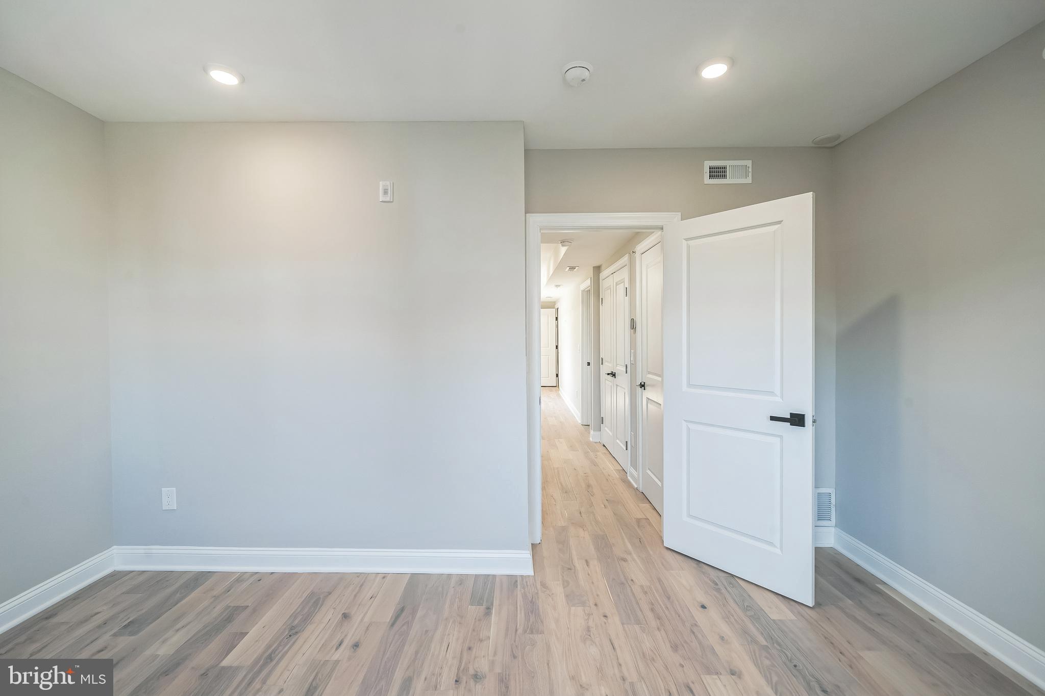 1702 South 22nd Street, Unit 2 Philadelphia, PA 19145 - Photo 11 of 19