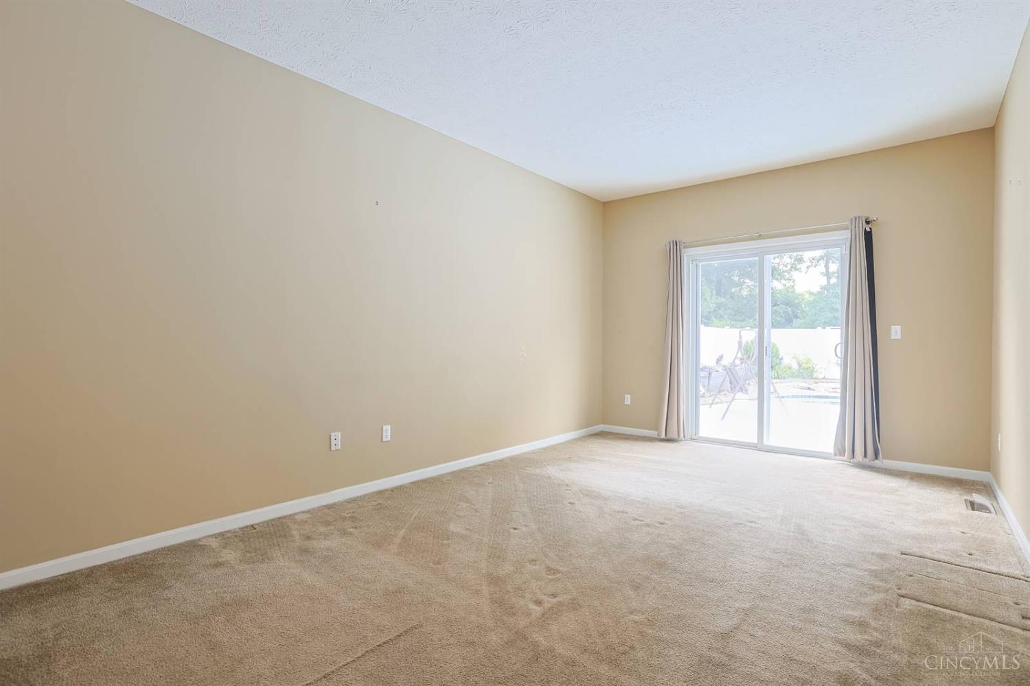 7307 Hunters Ridge Lane Cincinnati, OH 45247 - Photo 16 of 69