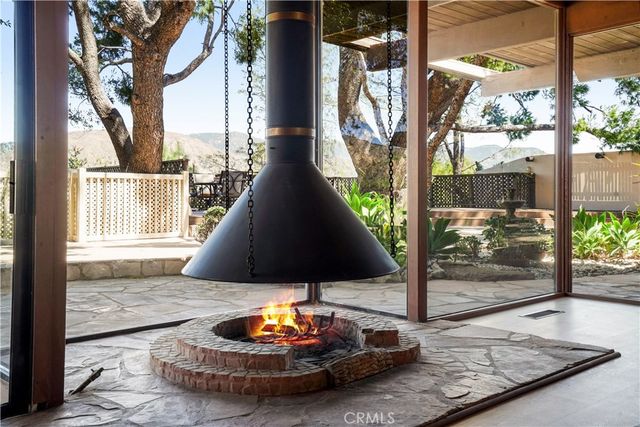 a view of a porch and patio