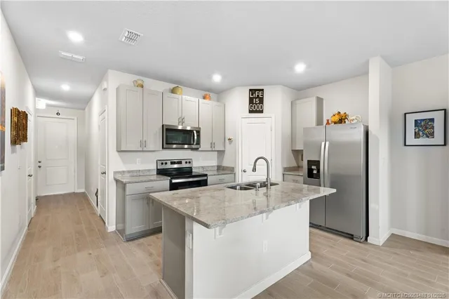 $368,000 | 3931 Southeast Mentmore Lane, Stuart, FL 34997