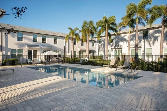 $368,000 | 3931 Southeast Mentmore Lane, Stuart, FL 34997