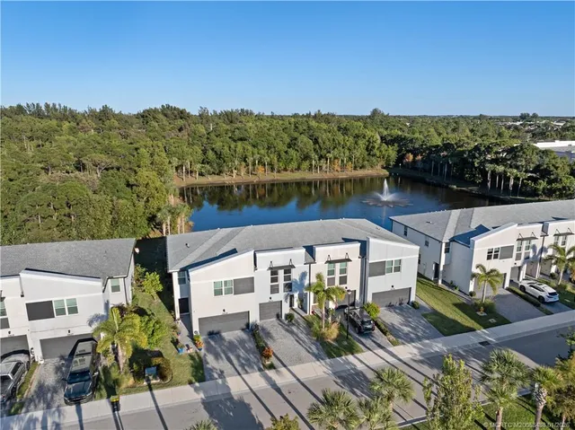 $368,000 | 3931 Southeast Mentmore Lane, Stuart, FL 34997