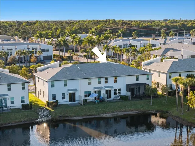 $368,000 | 3931 Southeast Mentmore Lane, Stuart, FL 34997