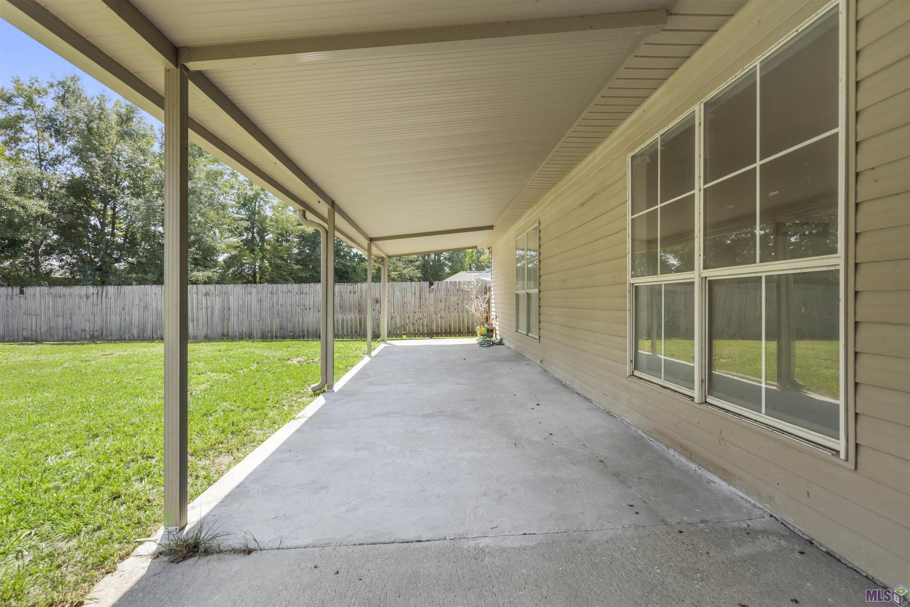 10040 Park Ridge Drive Denham Springs, LA 70706 - Photo 17 of 17