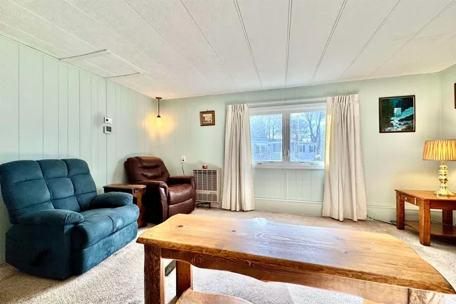 $124,900 | 5 Plainfield Lane, Nashua, NH 03062