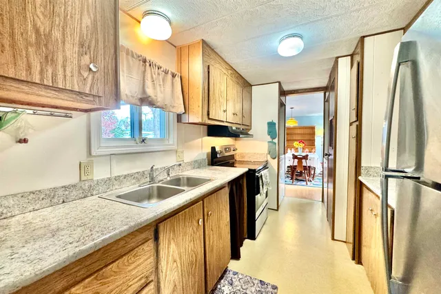 $124,900 | 5 Plainfield Lane, Nashua, NH 03062