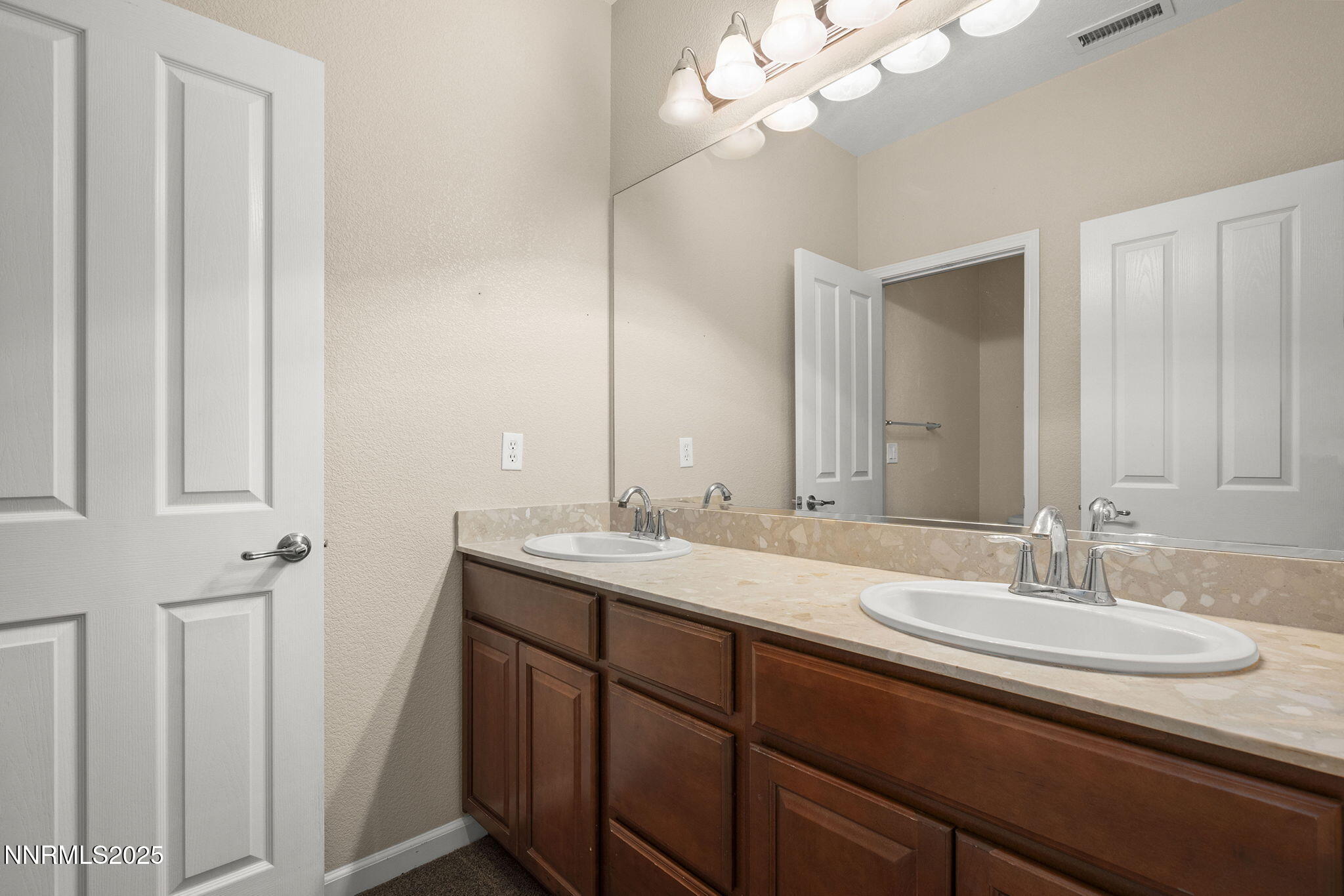 265 Lafayette Lane Reno, NV 89509 - Photo 22 of 33 22-web-or-mls-_DSC0273