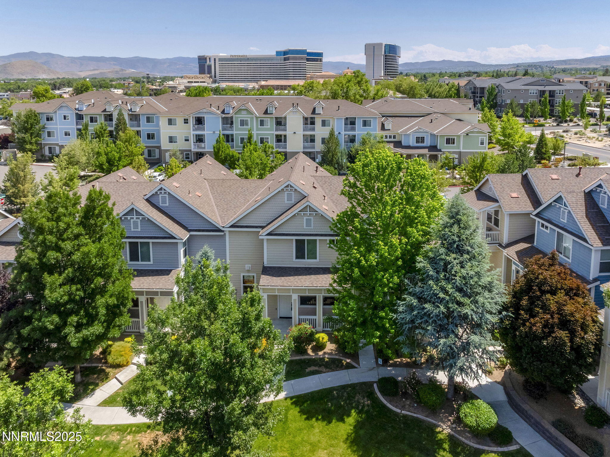 265 Lafayette Lane Reno, NV 89509 - Photo 5 of 33 4-web-or-mls-DJI_0928