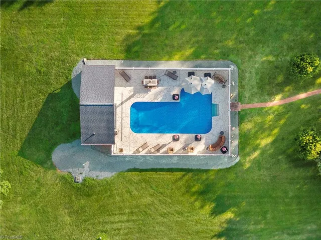 $1,167,450 | 5633 Baptist Assembly Road, Julian, NC 27283