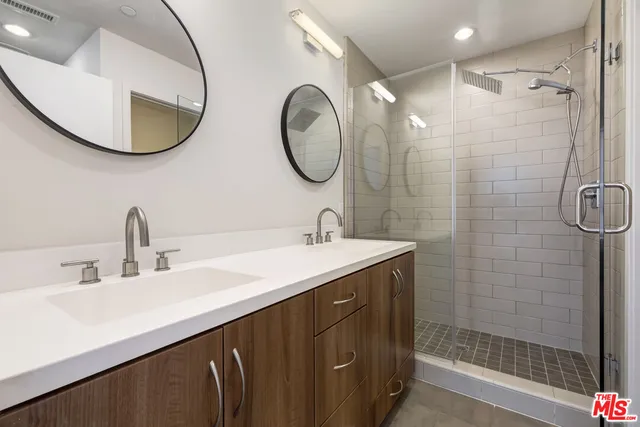 $4,500 | 2206 Fox Lane, Los Angeles, CA 90026