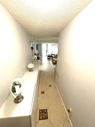 $2,200 | 737 Southeast 1st Way, Unit 302, Deerfield Beach, FL 33441