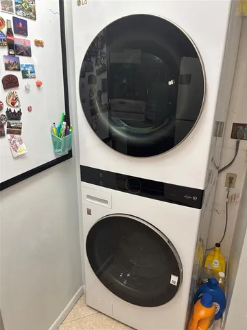 $2,200 | 737 Southeast 1st Way, Unit 302, Deerfield Beach, FL 33441