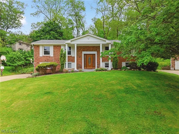 $265,000 | 1212 Linwood Avenue Southwest, North Canton, OH 44720