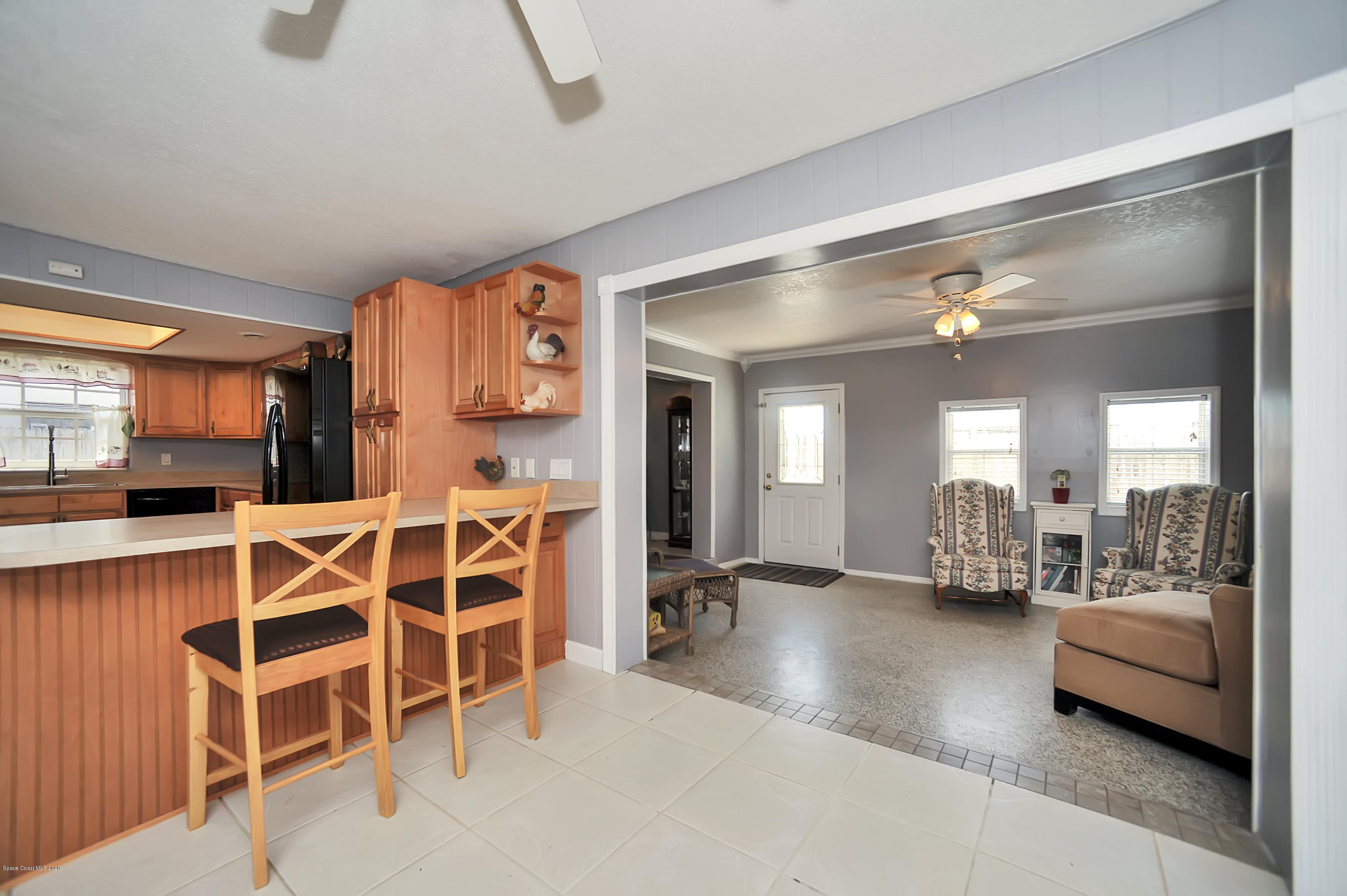 2803 Rheims Avenue Melbourne, FL 32935 - Photo 3 of 18 REW_8174