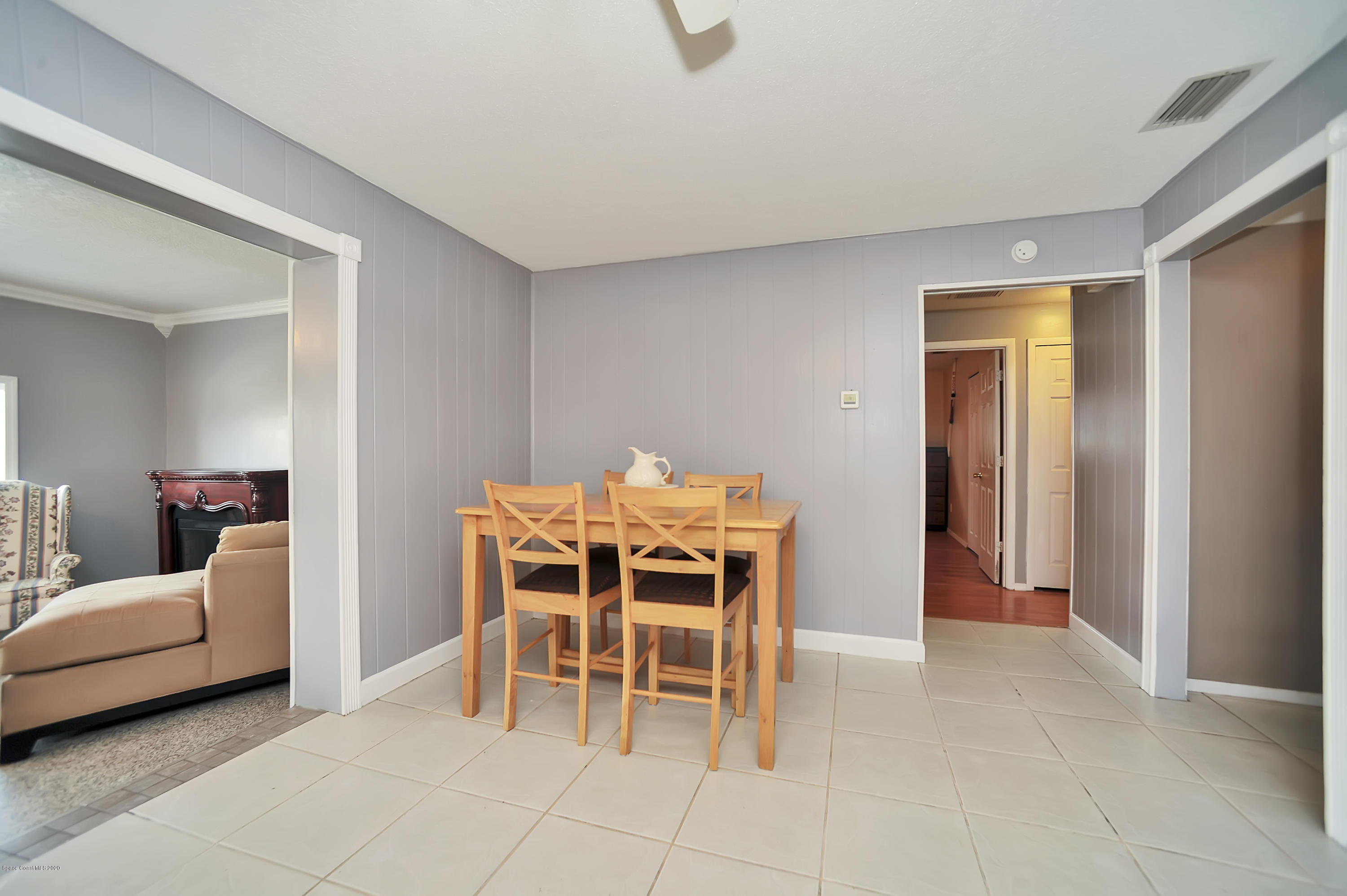 2803 Rheims Avenue Melbourne, FL 32935 - Photo 6 of 18 Dinette