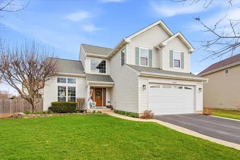 $360,000 | 334 Clearview Circle, Round Lake, IL 60073