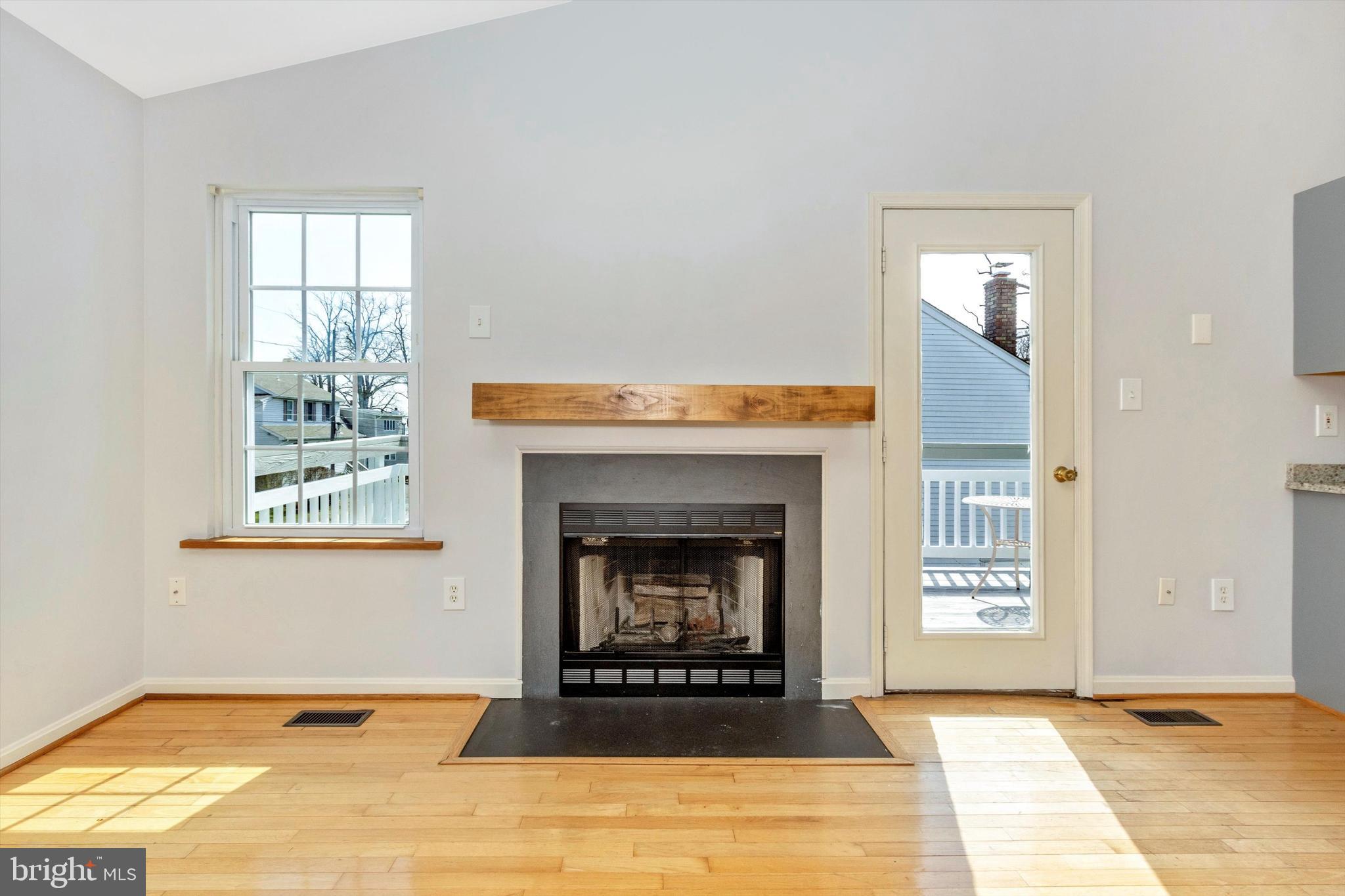 4718 B Oak Road Shady Side, MD 20764 - Photo 8 of 45 Gallery Image 8