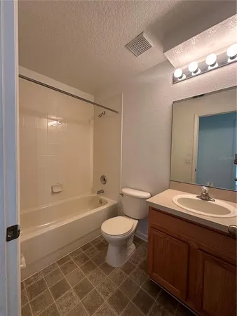 $2,000 | 12640 Somerset Oaks Street, Orlando, FL 32828