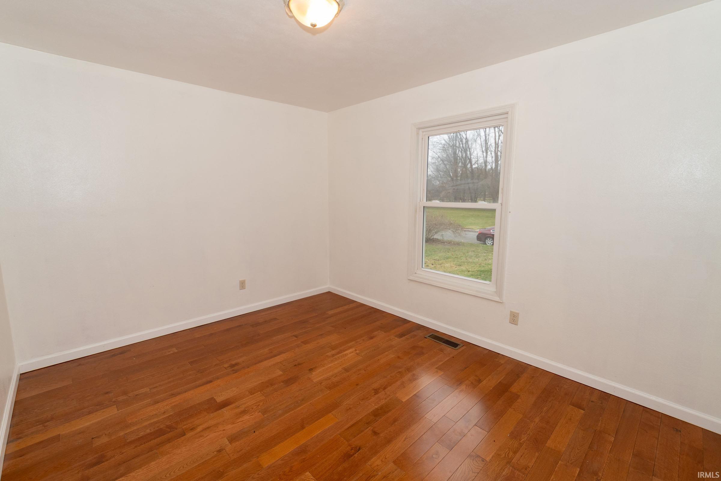 53134 Old Farm Road Elkhart, IN 46514 - Photo 25 of 34