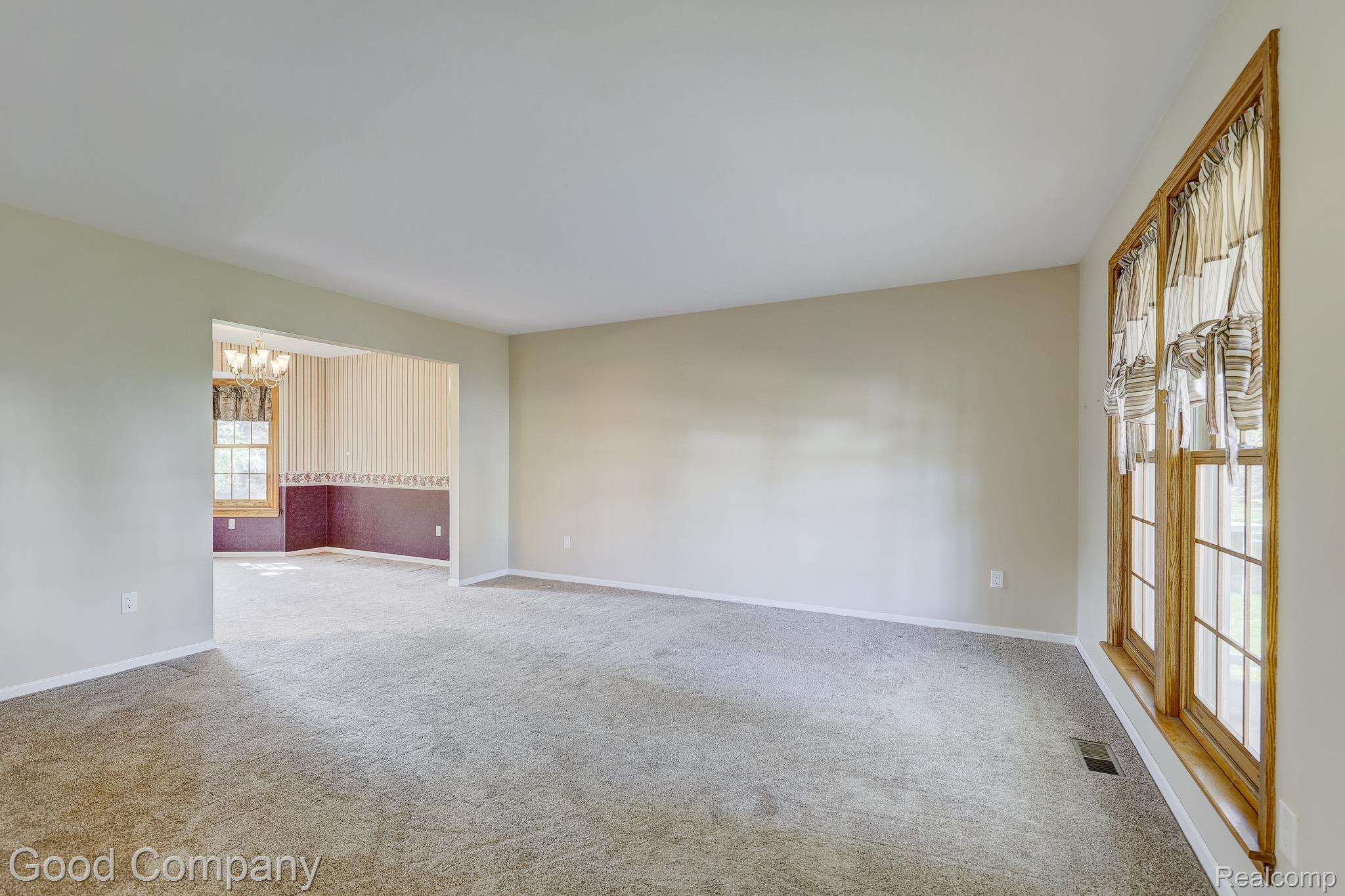 845 Hadley Road Rochester, MI 48307 - Photo 5 of 50 845 Hadley Rd.-5.jpg