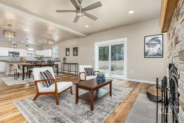 $679,900 | 35 Wapiti Ct Garden Valley, Garden Valley, ID 83622