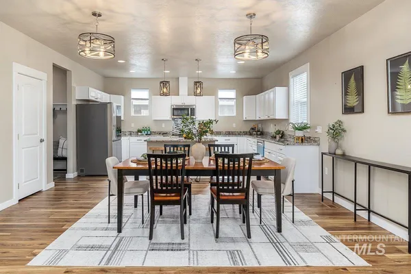 $679,900 | 35 Wapiti Ct Garden Valley, Garden Valley, ID 83622
