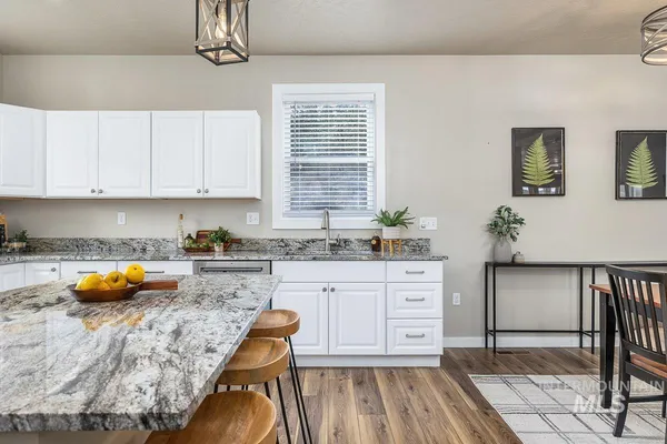 $679,900 | 35 Wapiti Ct Garden Valley, Garden Valley, ID 83622