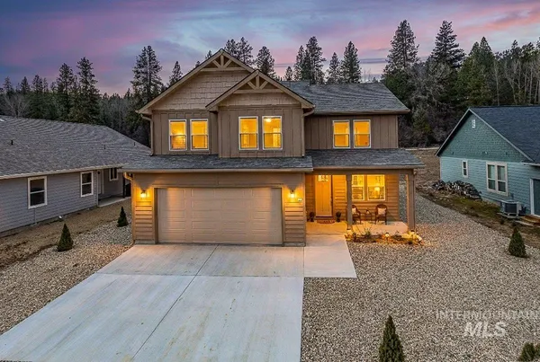 $679,900 | 35 Wapiti Ct Garden Valley, Garden Valley, ID 83622