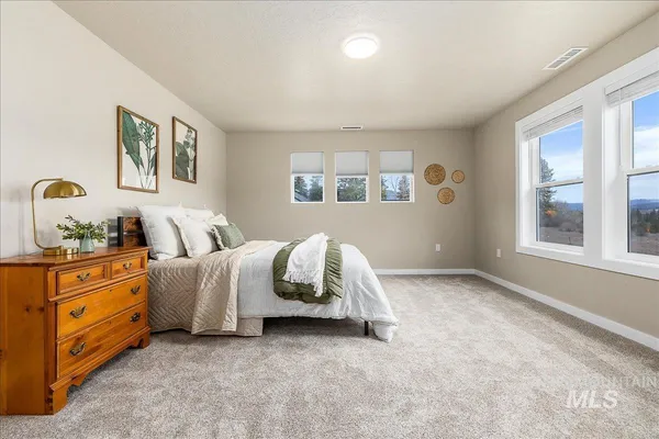 $679,900 | 35 Wapiti Ct Garden Valley, Garden Valley, ID 83622