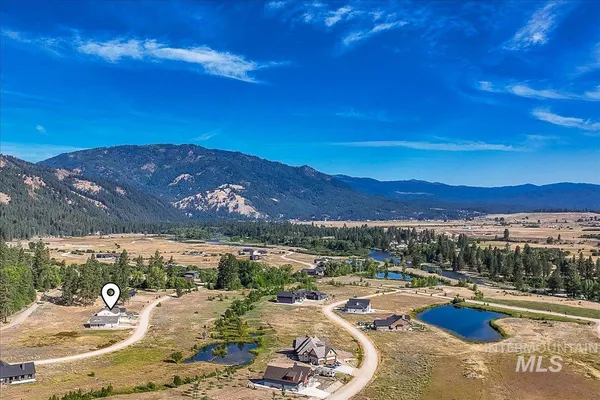 $679,900 | 35 Wapiti Ct Garden Valley, Garden Valley, ID 83622