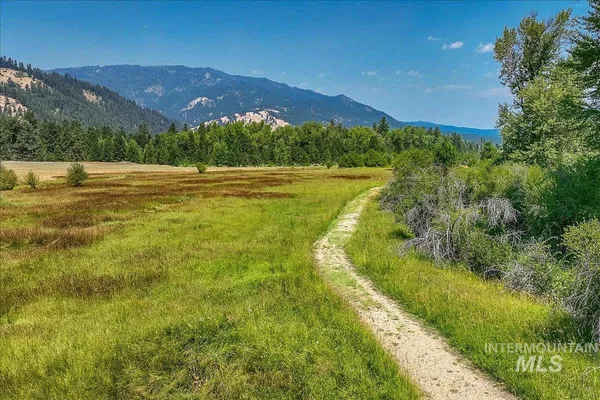 $679,900 | 35 Wapiti Ct Garden Valley, Garden Valley, ID 83622