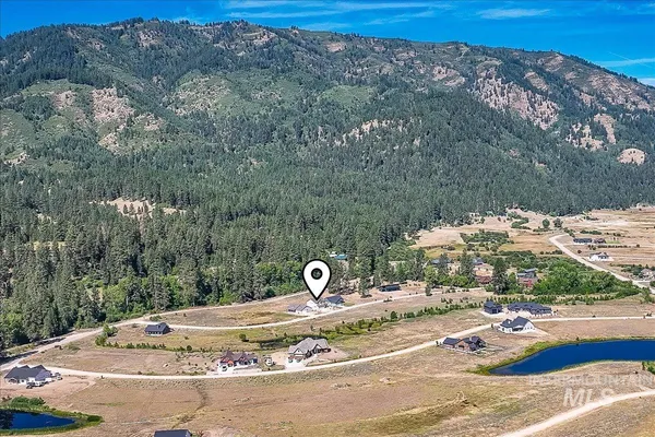 $679,900 | 35 Wapiti Ct Garden Valley, Garden Valley, ID 83622