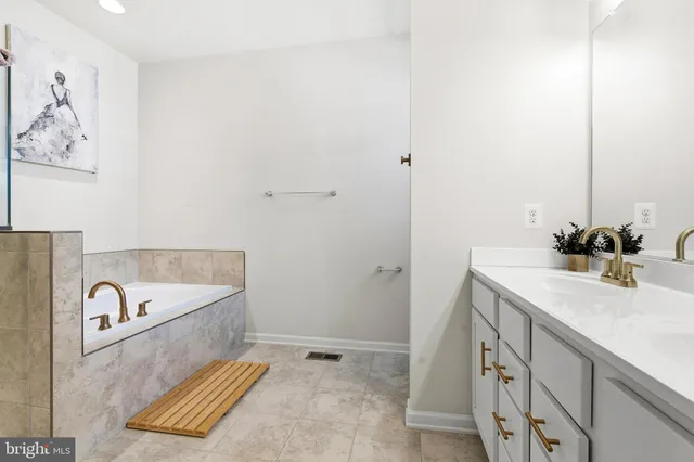 $3,500 | 2812 Lanham Hill Circle, Upper Marlboro, MD 20774