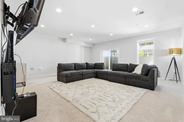 $3,500 | 2812 Lanham Hill Circle, Upper Marlboro, MD 20774