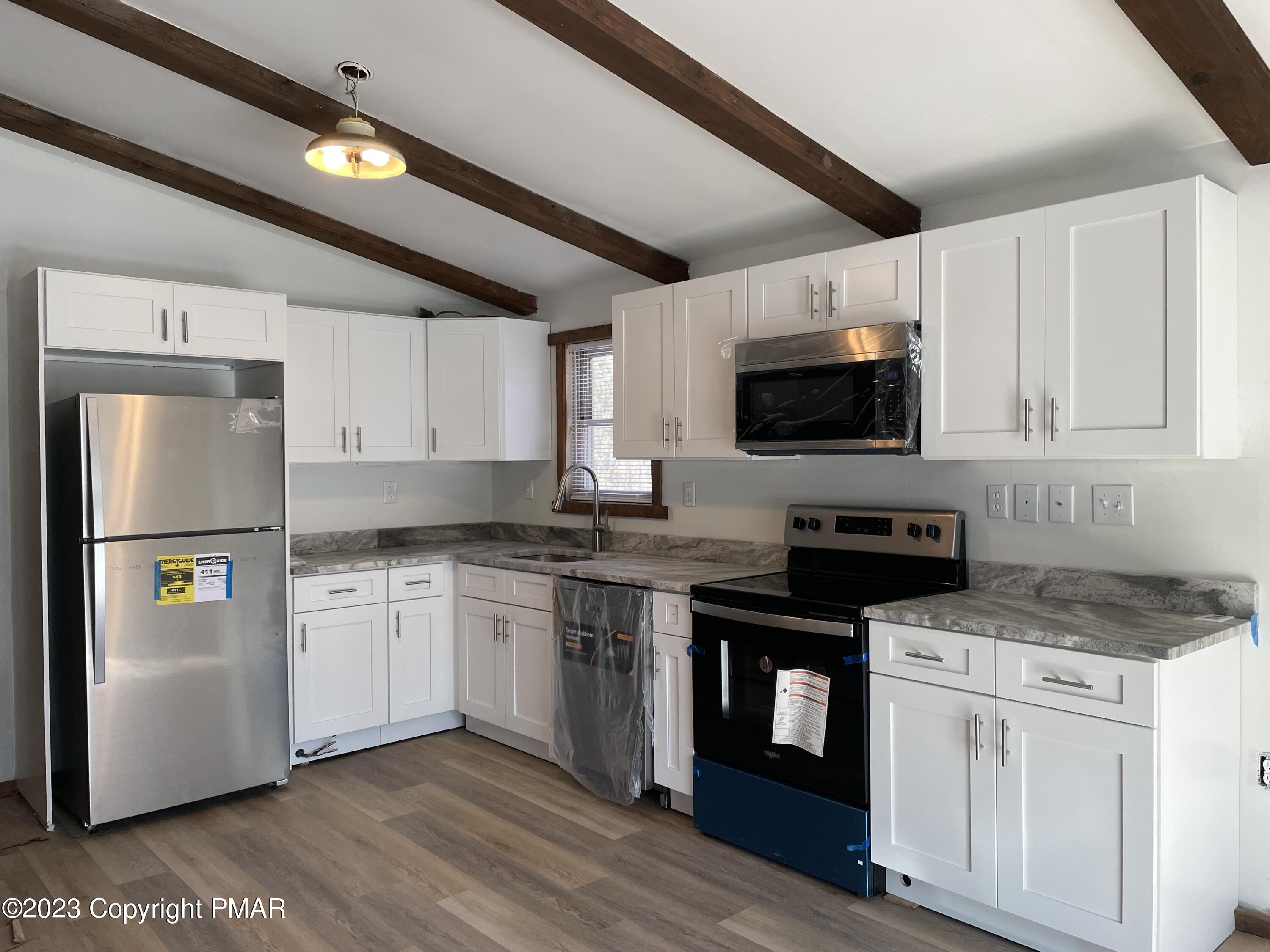 12 Ranson Circle Albrightsville, PA 18210 - Photo 2 of 27 IMG_1572