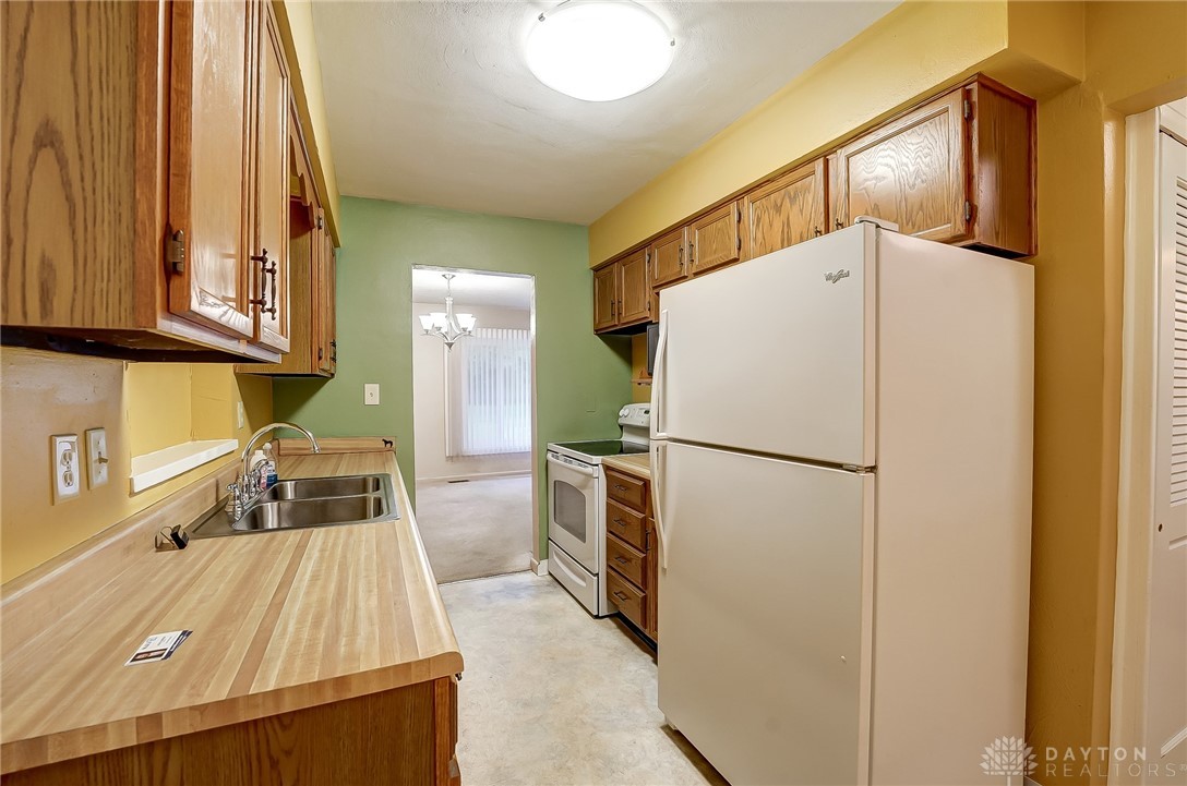 708 Brookfield Road Dayton, OH 45429 - Photo 11 of 39 Gallery Image 11