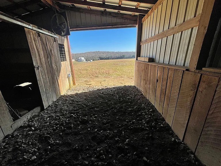 1295 Sugar Flat Road Lebanon, TN 37087 - Photo 13 of 30 a view of a balcony
