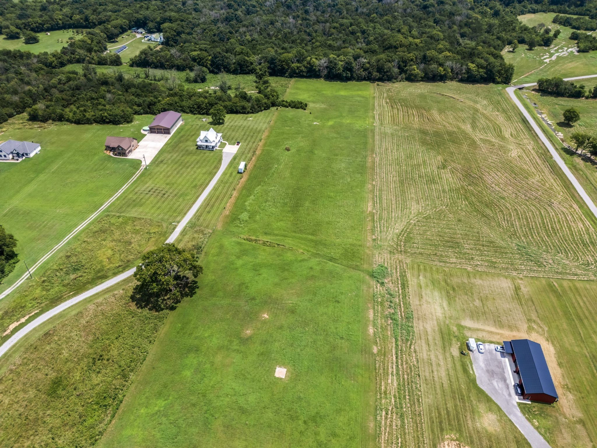 1295 Sugar Flat Road Lebanon, TN 37087 - Photo 20 of 30 a view of a tennis court