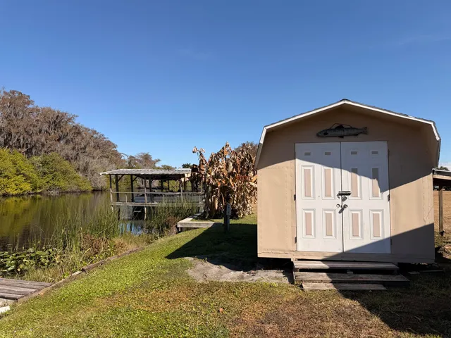 $575,000 | 2081 Southeast 24th Boulevard, Okeechobee, FL 34974