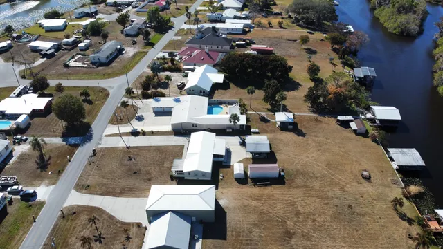 $575,000 | 2081 Southeast 24th Boulevard, Okeechobee, FL 34974