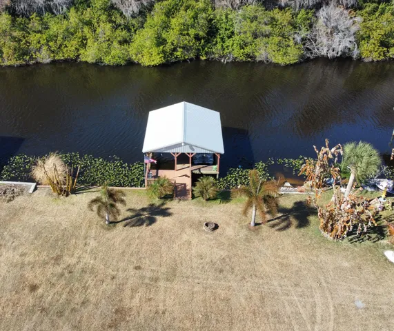 $575,000 | 2081 Southeast 24th Boulevard, Okeechobee, FL 34974