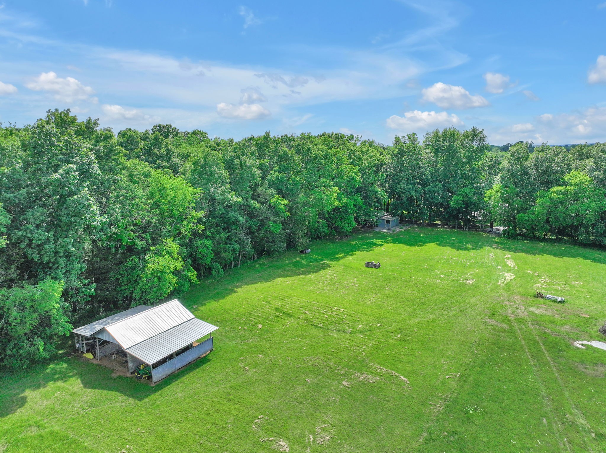 7797 Murfreesboro Road Lebanon, TN 37090 - Photo 14 of 57 a view of a back yard