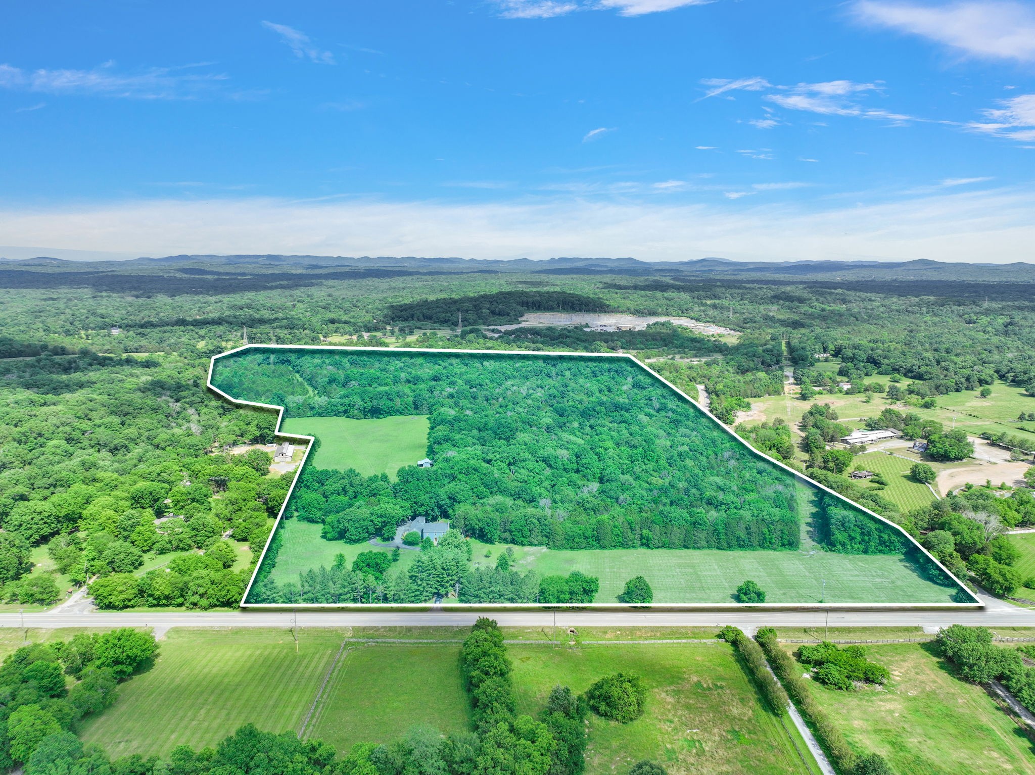 7797 Murfreesboro Road Lebanon, TN 37090 - Photo 2 of 57