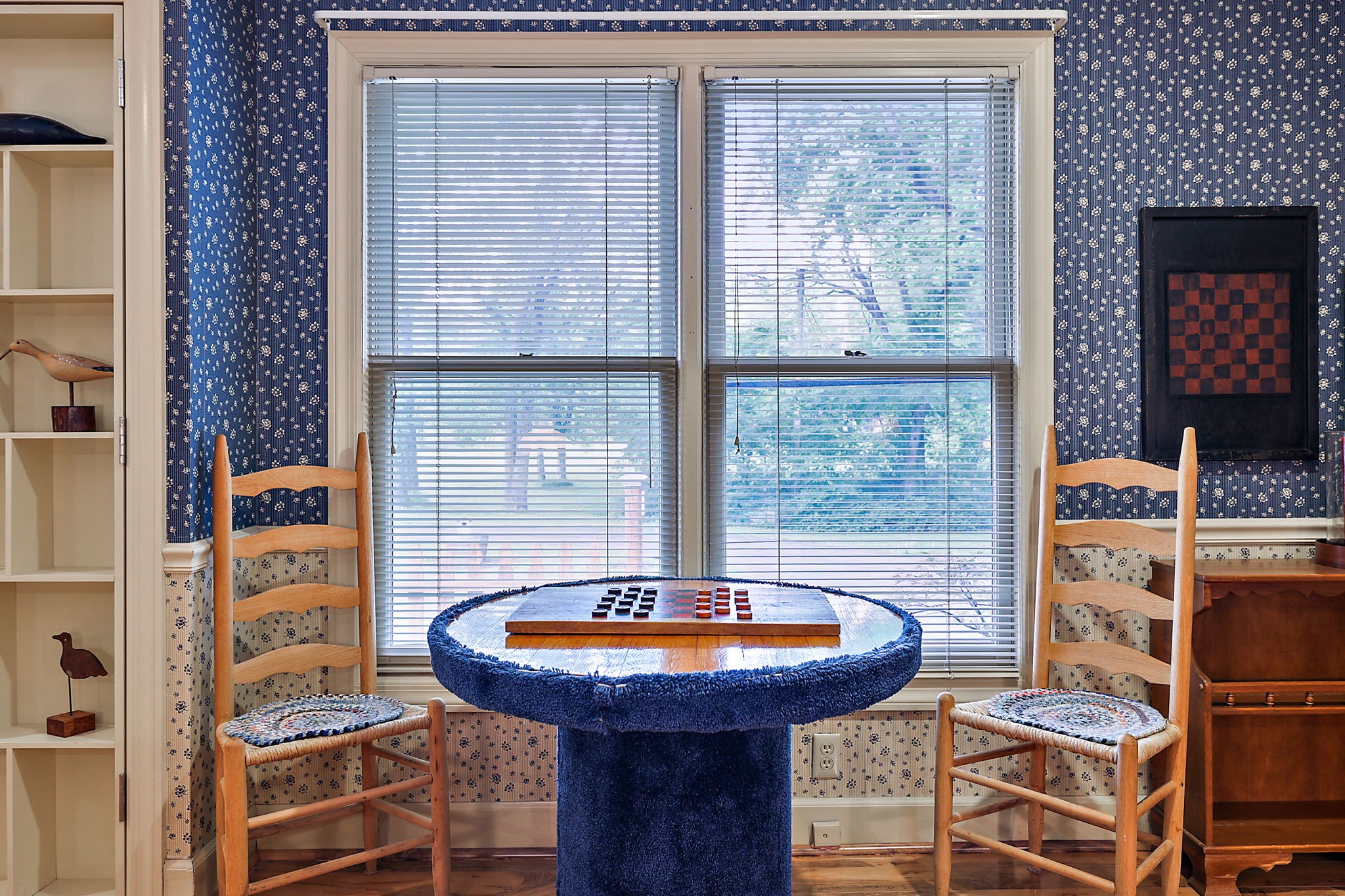 7797 Murfreesboro Road Lebanon, TN 37090 - Photo 22 of 57 a room with furniture and window