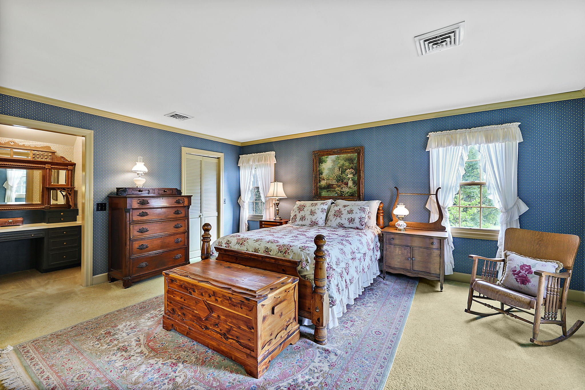 7797 Murfreesboro Road Lebanon, TN 37090 - Photo 38 of 57 a bed room with furniture and a dresser