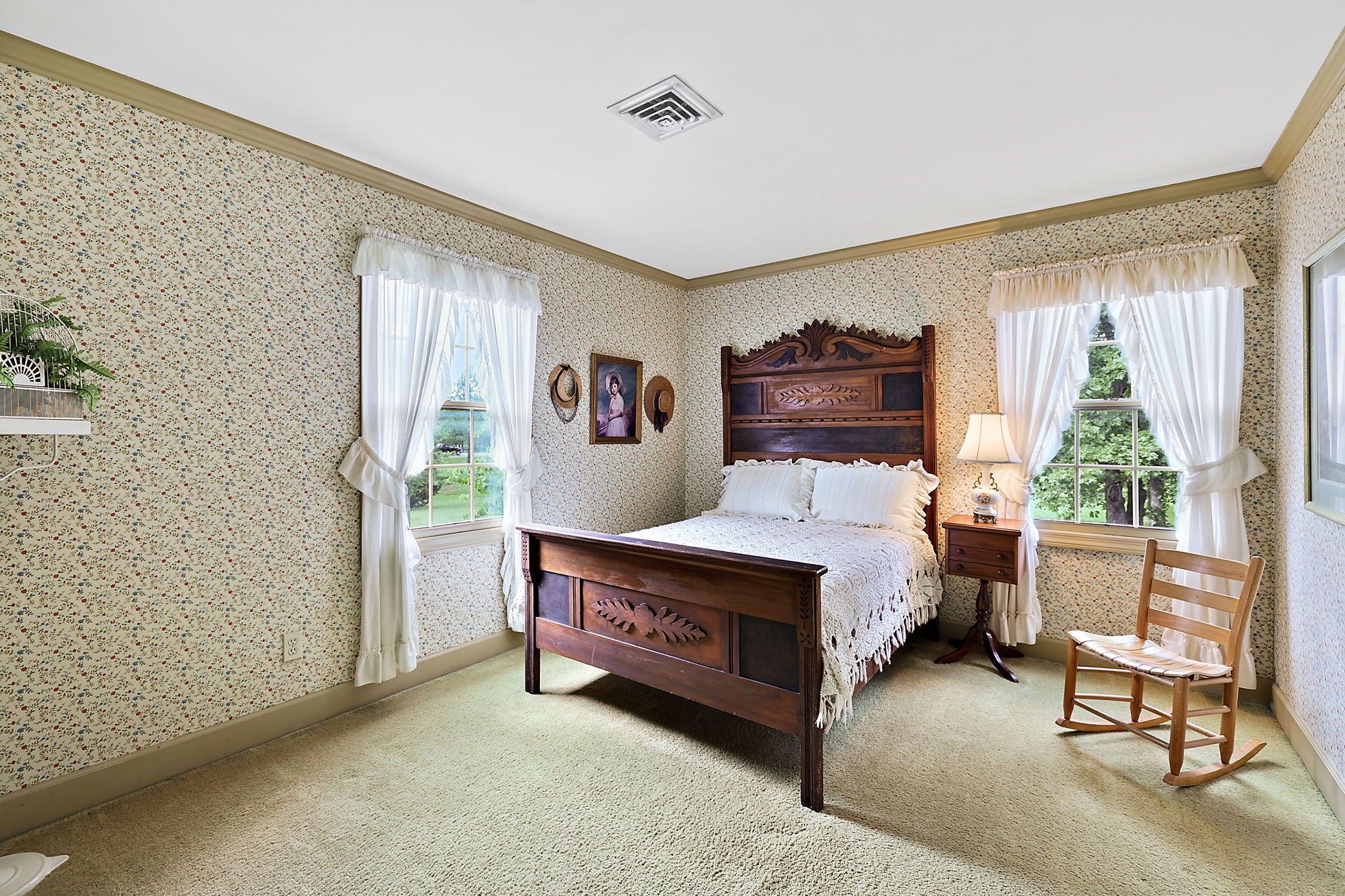 7797 Murfreesboro Road Lebanon, TN 37090 - Photo 41 of 57 a living room with furniture and a window