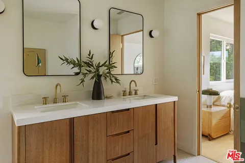 $1,499,000 | 1625 Silver Oak Terrace, Los Angeles, CA 90041